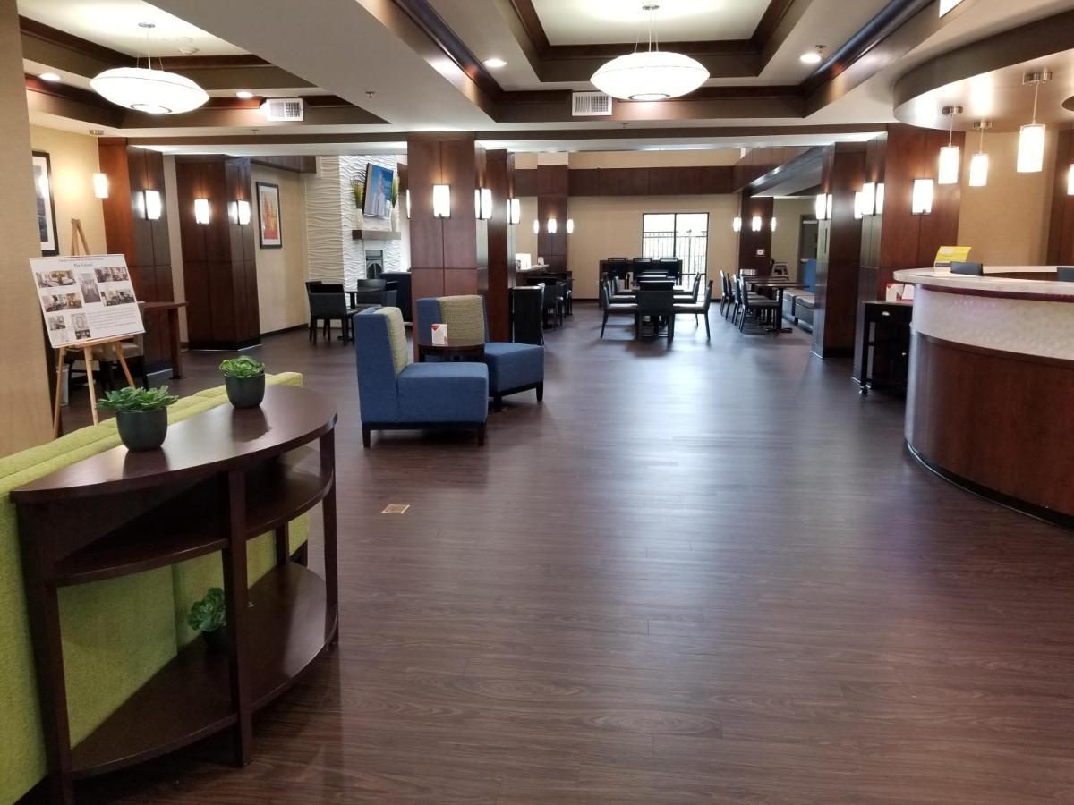 Comfort Suites Little Rock Extérieur photo