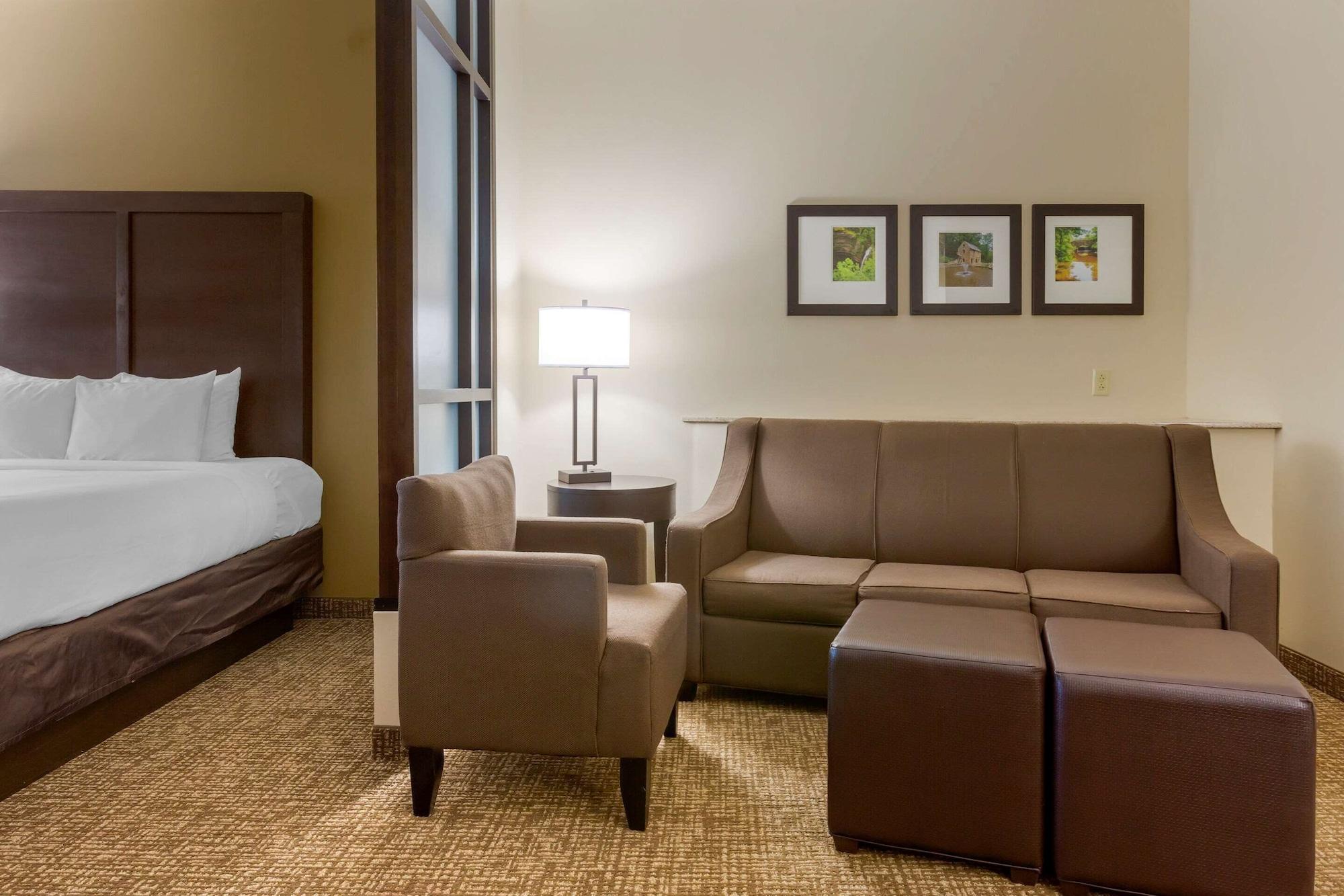 Comfort Suites Little Rock Extérieur photo