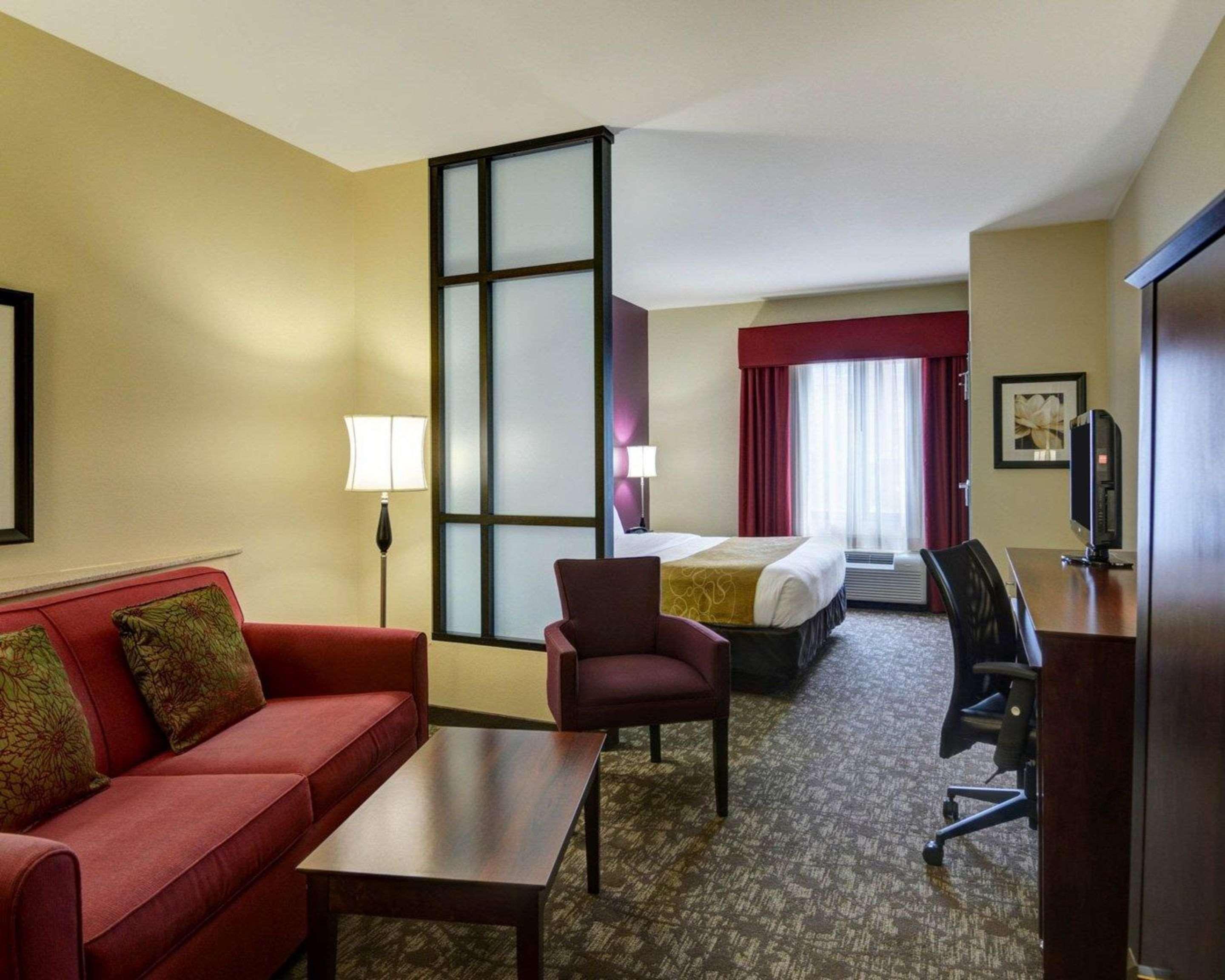 Comfort Suites Little Rock Extérieur photo