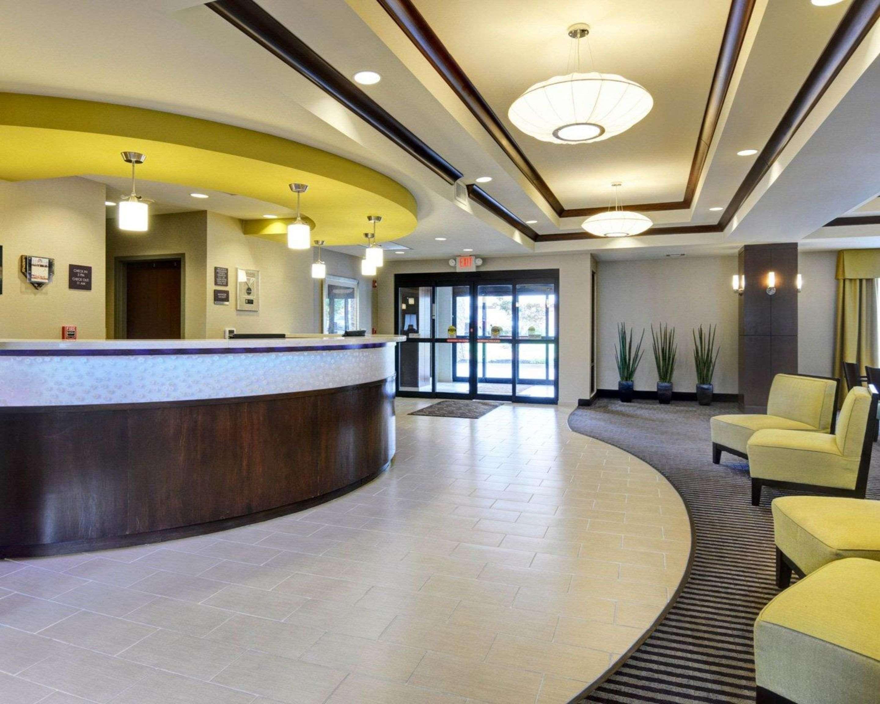 Comfort Suites Little Rock Extérieur photo